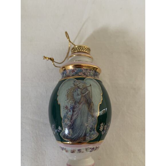 Vintage Heirloom Porcelain Bradford Editions Ornament Symphony of Angels Set 2 - Picture 3 of 7